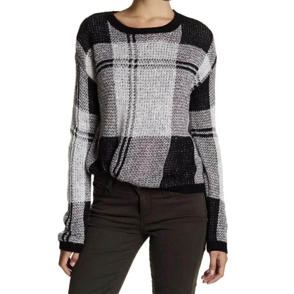 Melrose and Market Shrunken Plaid Pullover Sweater